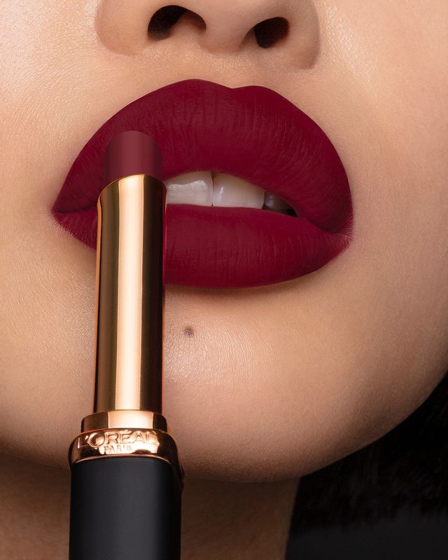 رژ لب جامد مات 16 ساعته حجم دهنده لورال پاریس